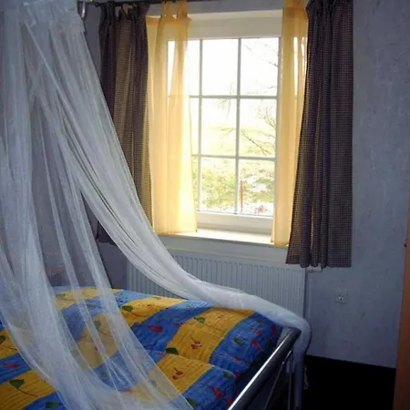 Ferienzentrum Brouwer, 75010 펜션 Westoverledingen